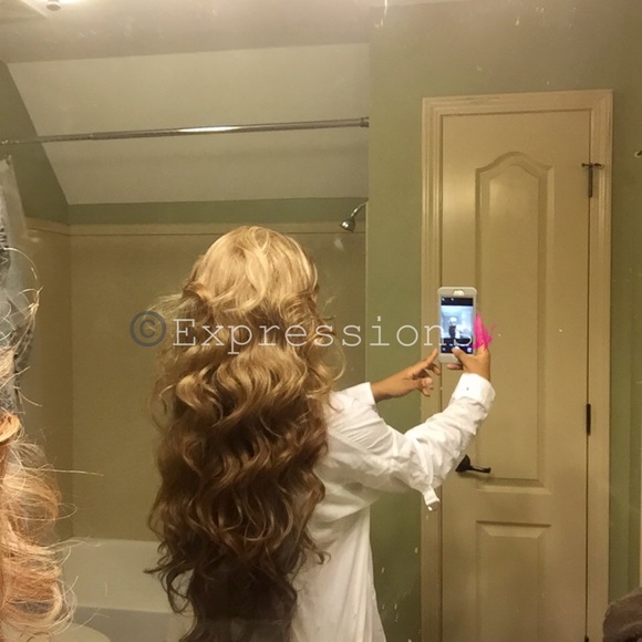 Blonde Wig Lace Front Long Wavy - Picture 4 of 8